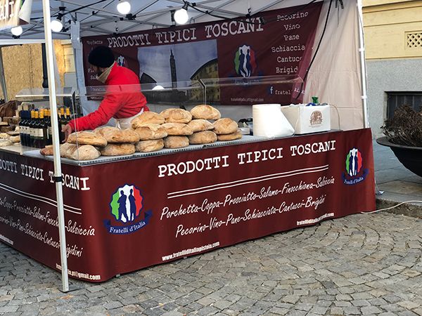 Sprzedaż pieczywa toskańskiego
