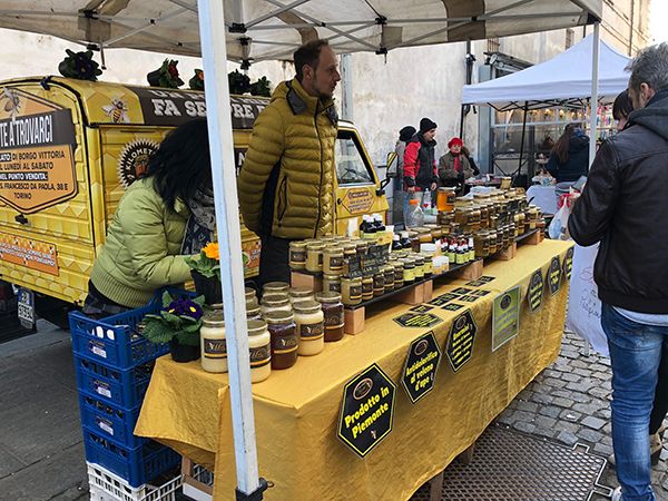 Miody i produkty pszczelarskie z Piemontu