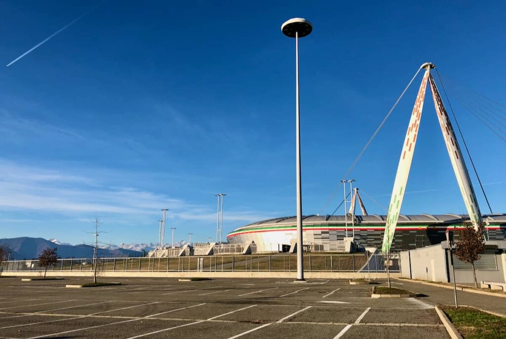 Widok na stadion Juventusu Allianz Stadium