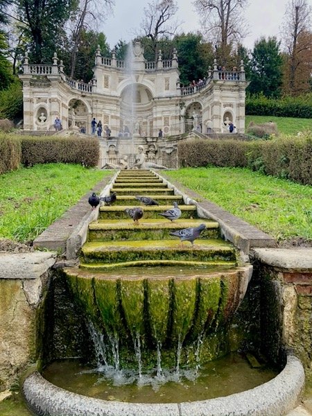Kaskada wodna przy Villa della Regina w Turynie
