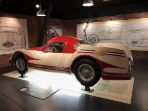 Samochód w Muzeum Motoryzacji w Turynie